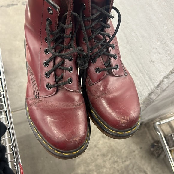Burgundy Dr. Martens size 8 women - Picture 4 of 7